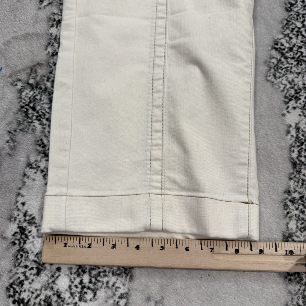 Chicos Straight Leg Ankle Utility Pants Womens Sz 12 White Stretch Crop Pockets - Picture 7 of 15
